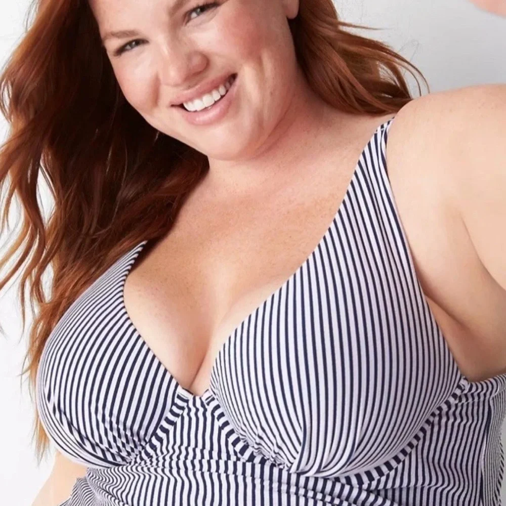 Cacique Swim Suit 42DDD Top sz 24 Bottom Navy White Seersucker Tankini Plunge - Picture 2 of 15